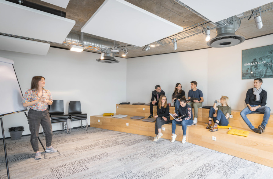 Salle de réunion Agora avec gradin modulables Lyon